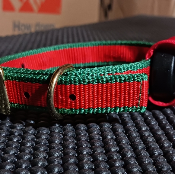 Christmas Dog Collar w/ Light Up Lights! Size: Small Dog - Picture 9 of 11